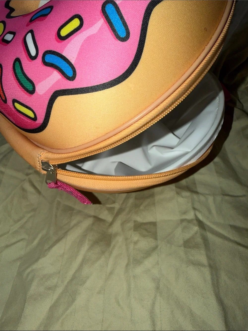 Pink Donut-Shaped Insulated Food Container Bag - Novelty Lunch Carrier